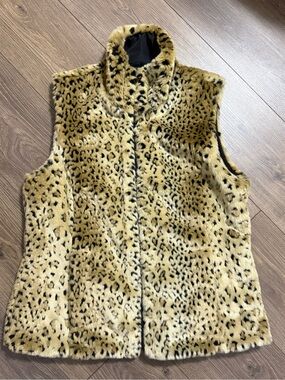 Kristen Blake Animal print reversible vest